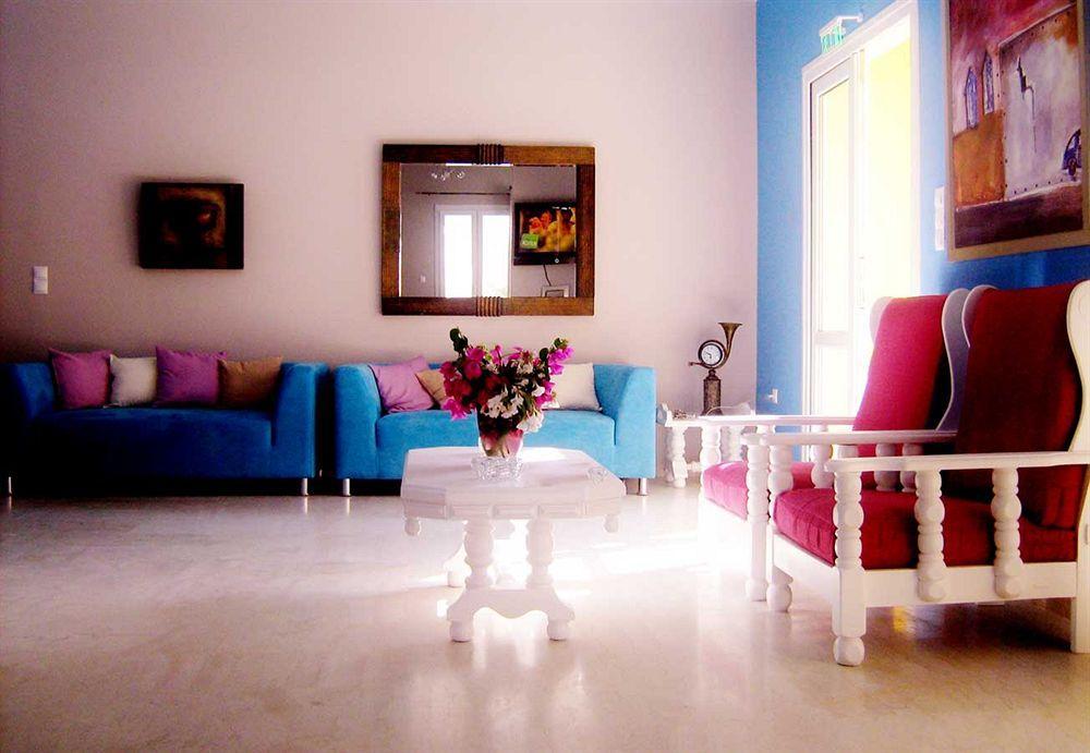 Zorbas Hotel Santorini Pyrgos Kallistis Exterior foto