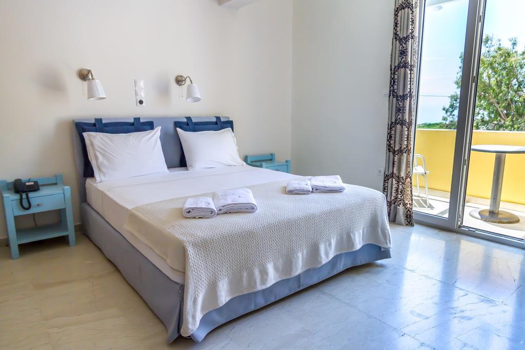 Zorbas Hotel Santorini Pyrgos Kallistis Habitación foto