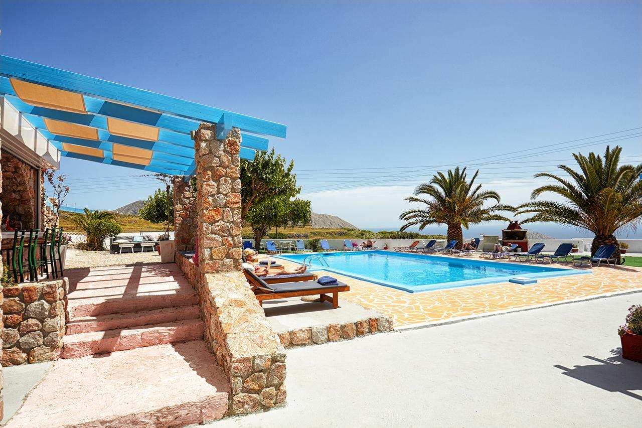 Zorbas Hotel Santorini Pyrgos Kallistis Exterior foto