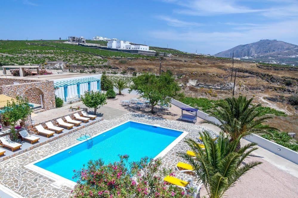 Zorbas Hotel Santorini Pyrgos Kallistis Exterior foto